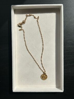 Cherub medallion necklace
